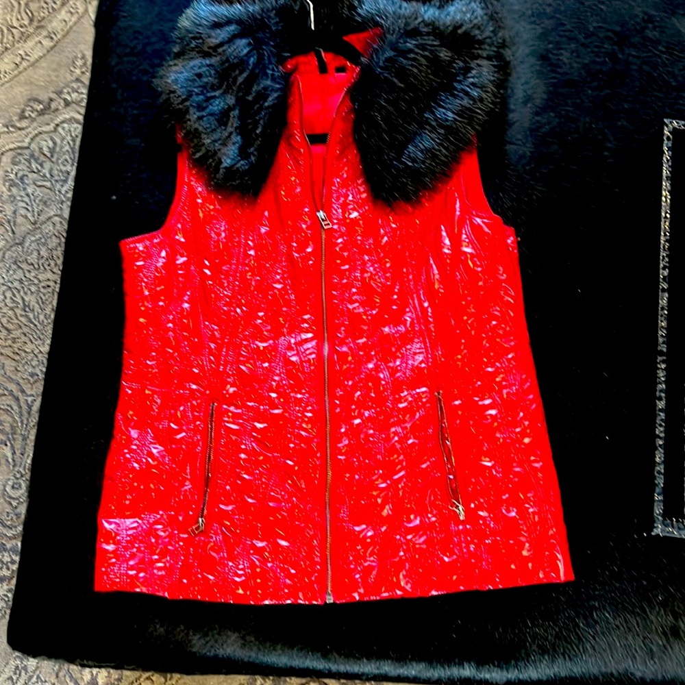 GG Pink, rare. Super cute shiny fashion vest with faux collar east clean